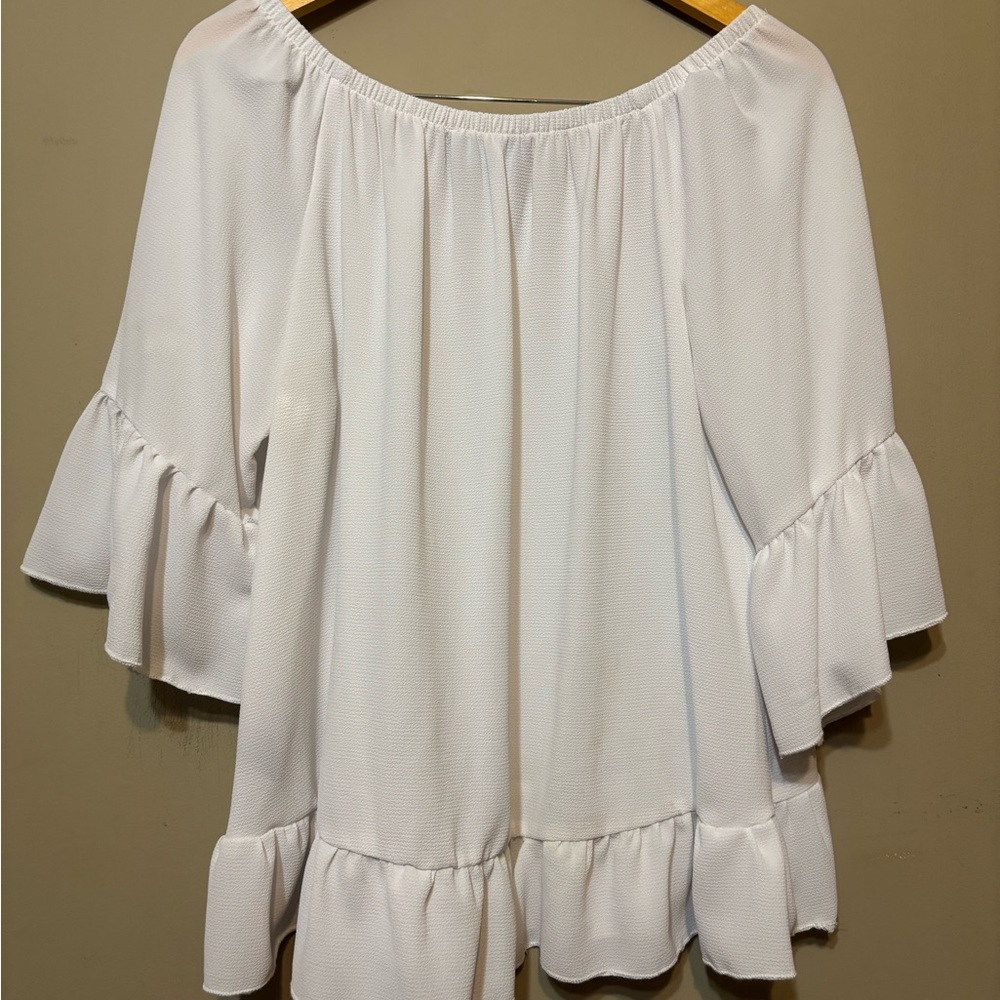 ARTIZAN ROBIN BARRÉ White Ruffle Top - Picture 4 of 5